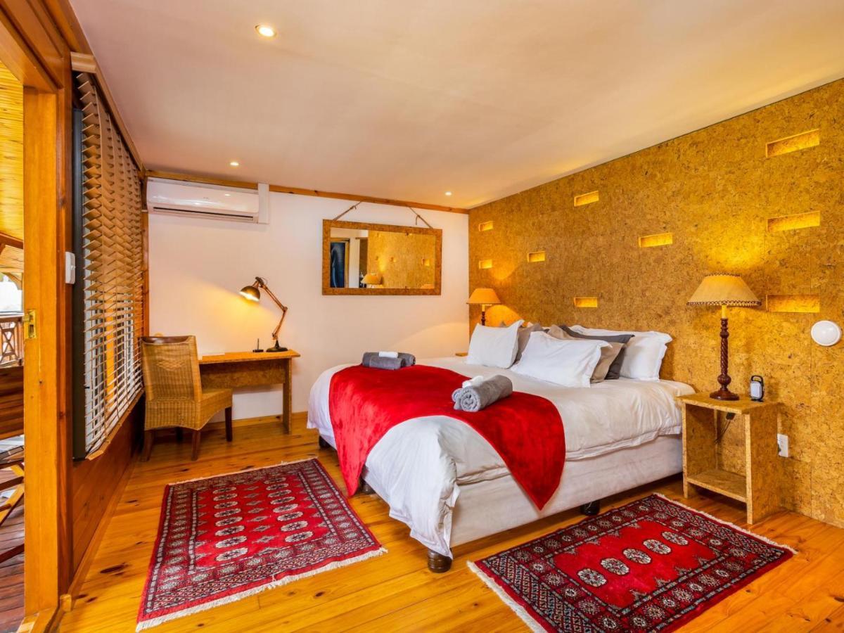 The Log Cabin Lodge 斯泰伦博斯 外观 照片